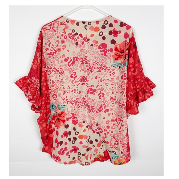 Umgee Be So Bold Top Medium Mixed Print Animal Floral Faux Wrap Ruffle Sleeve - Picture 2 of 6